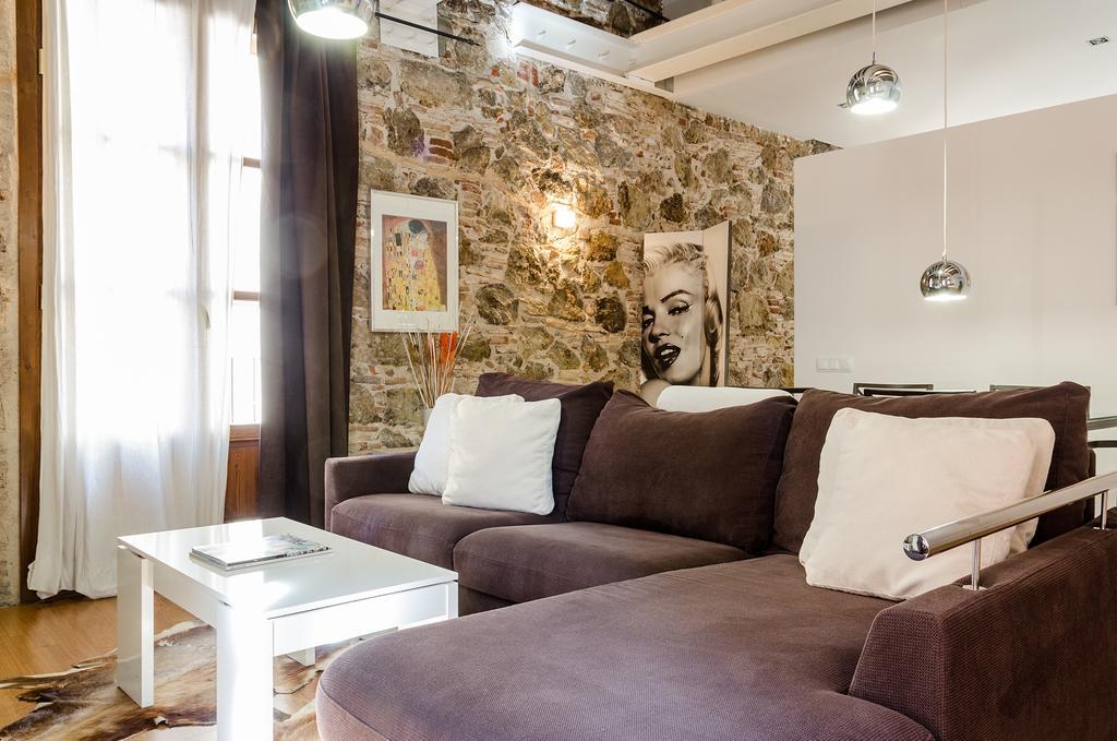 Loft En Gracia Archsenseapartments Барселона Экстерьер фото